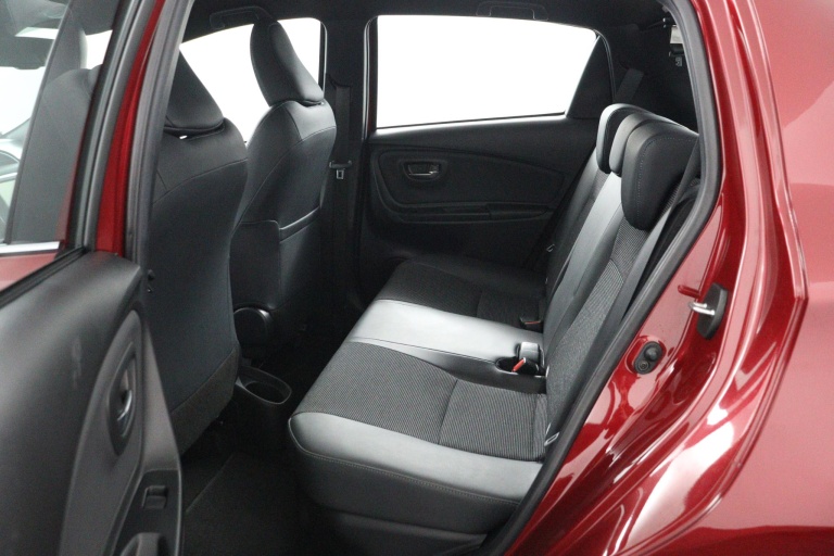 Toyota Yaris - 1.5 Hybrid Executive 18