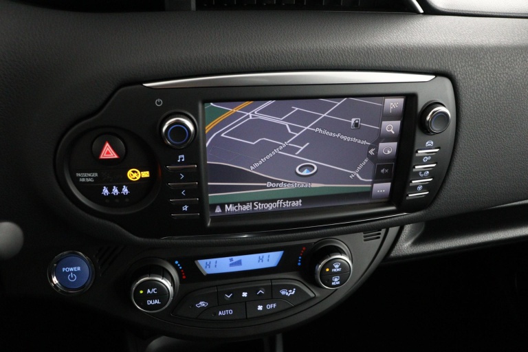 Toyota Yaris - 1.5 Hybrid Executive 28