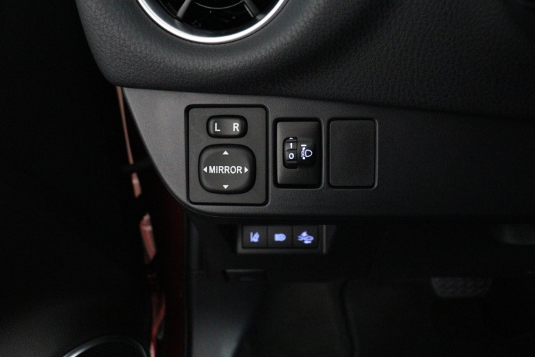 Toyota Yaris - 1.5 Hybrid Executive 30