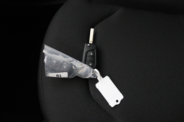 Toyota Aygo X - Hybrid 115 play 11