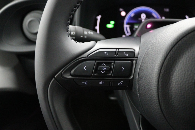 Toyota Aygo X - Hybrid 115 play 19