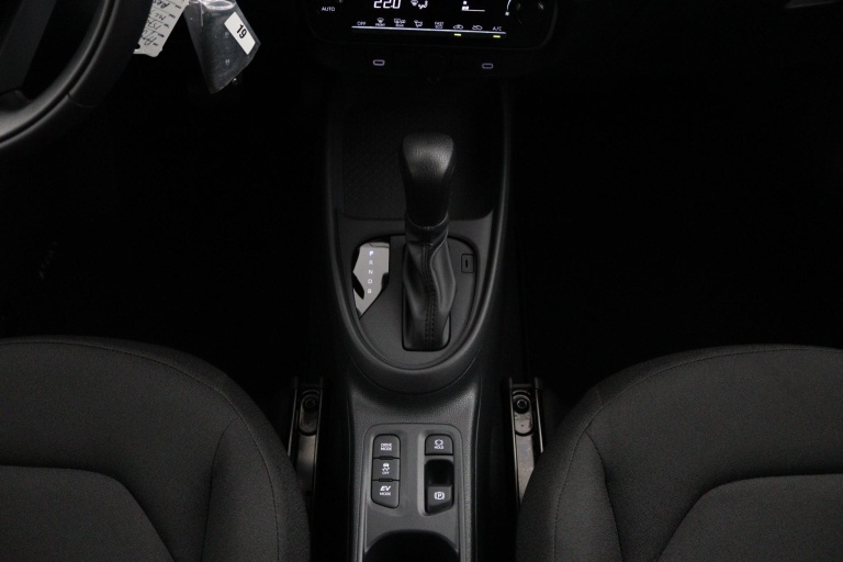 Toyota Aygo X - Hybrid 115 play 27