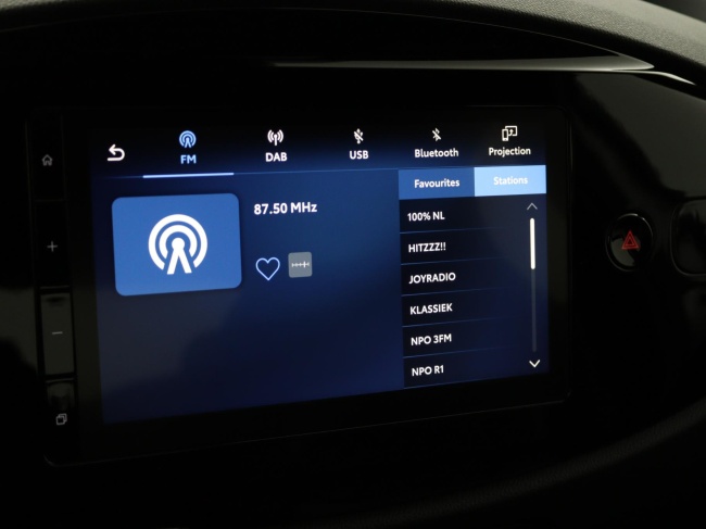 Toyota Aygo X - Hybrid 115 play