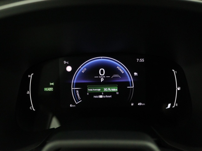 Toyota Aygo X - Hybrid 115 play