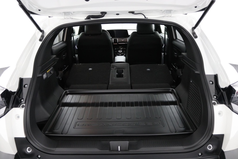 Toyota Urban Cruiser - Executive 61 kWh 25