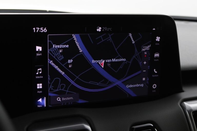 Toyota Urban Cruiser - Executive 61 kWh 27