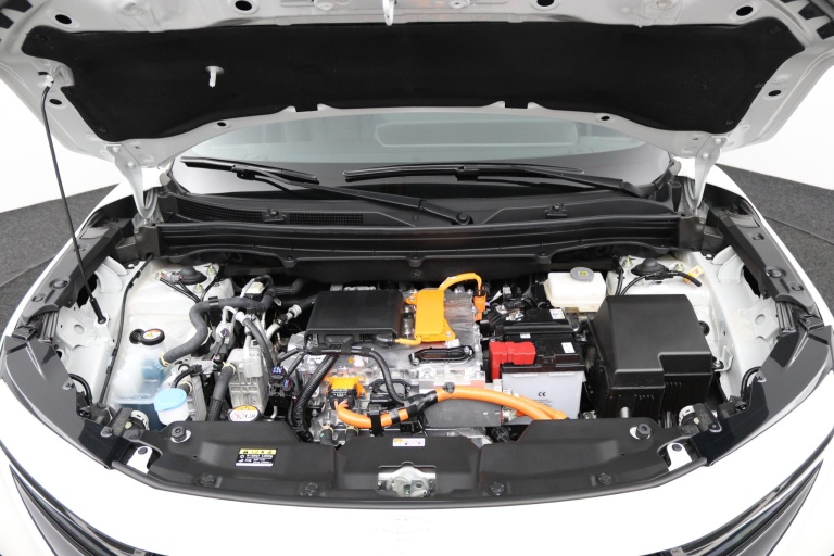 Toyota Urban Cruiser - Executive 61 kWh 33