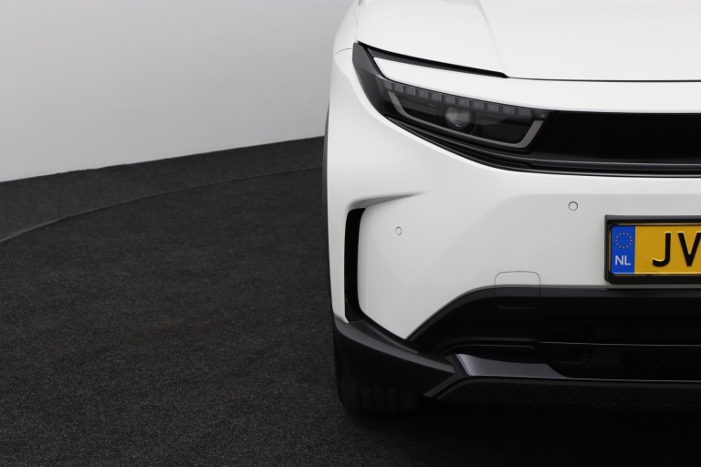 Toyota Urban Cruiser - Executive 61 kWh 34