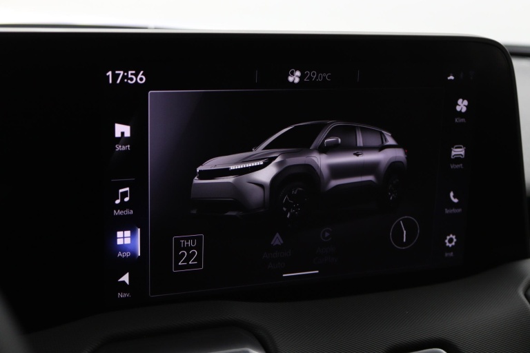 Toyota Urban Cruiser - Executive 61 kWh 44