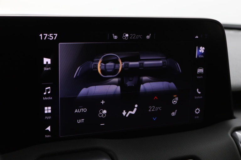 Toyota Urban Cruiser - Executive 61 kWh 46