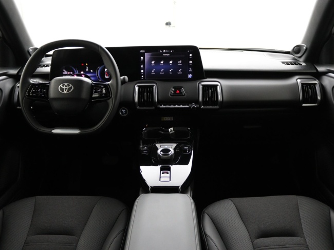 Toyota Urban Cruiser - Executive 61 kWh