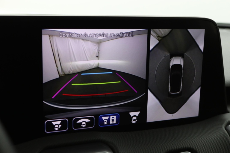 Toyota Urban Cruiser - Executive 61 kWh 50