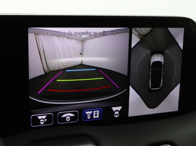 Toyota Urban Cruiser - Executive 61 kWh