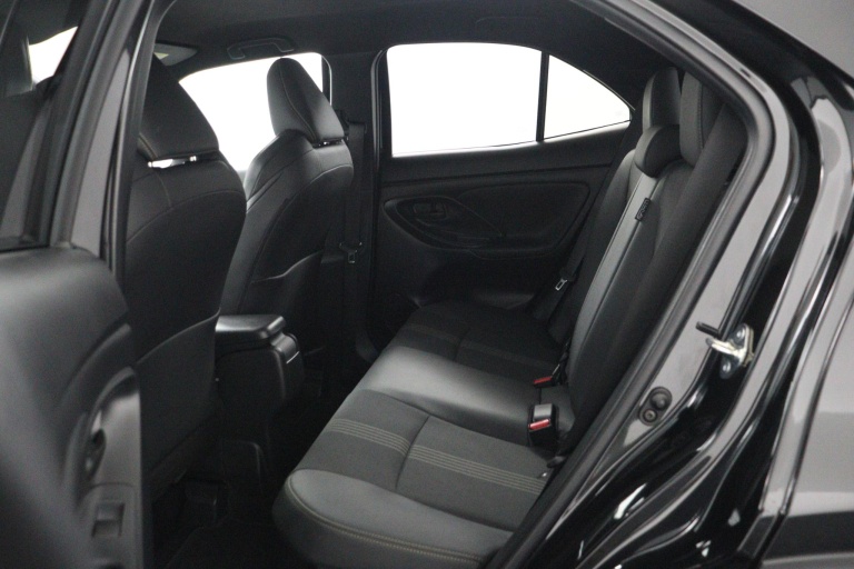 Toyota Yaris Cross - 1.5 Hybrid Adventure 18