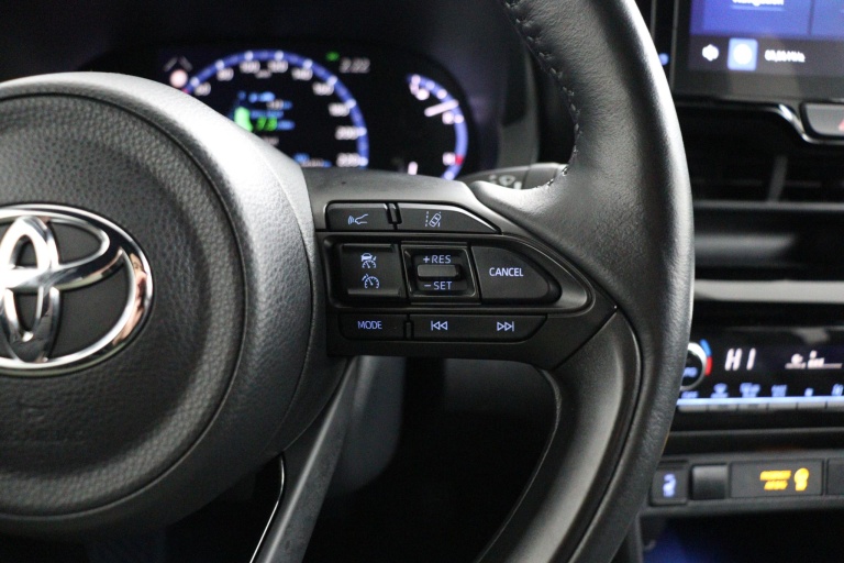 Toyota Yaris Cross - 1.5 Hybrid Adventure 21