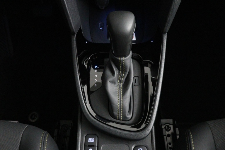 Toyota Yaris Cross - 1.5 Hybrid Adventure 27