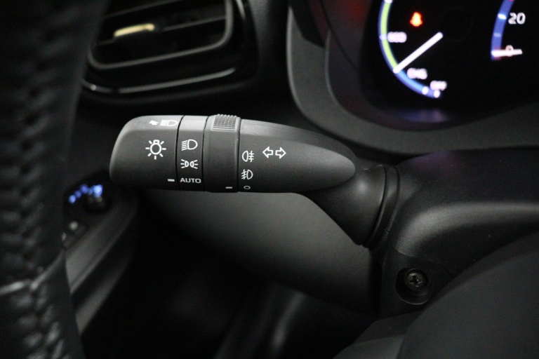 Toyota Yaris Cross - 1.5 Hybrid Adventure 31