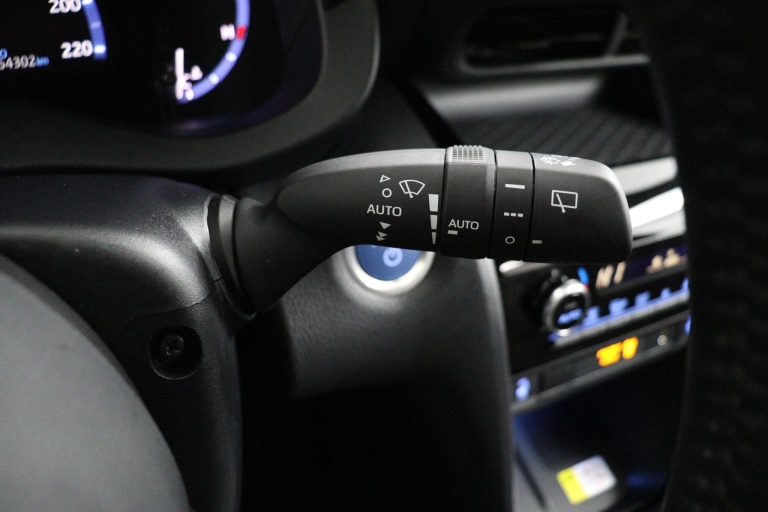 Toyota Yaris Cross - 1.5 Hybrid Adventure 32