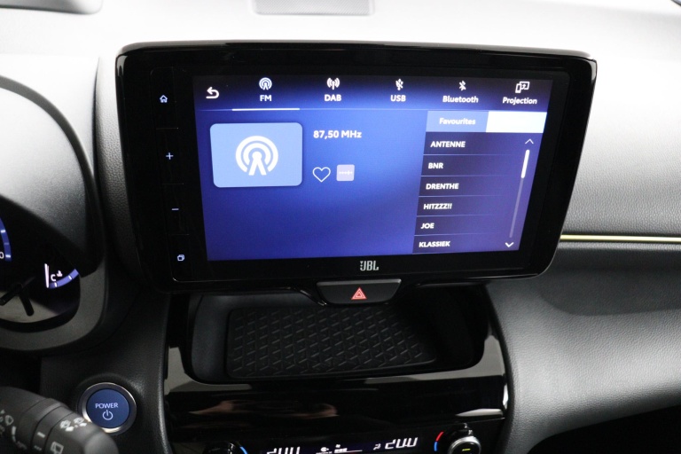 Toyota Yaris Cross - 1.5 Hybrid Adventure 8