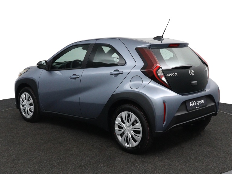 Toyota Aygo X - Hybrid 115 play 4