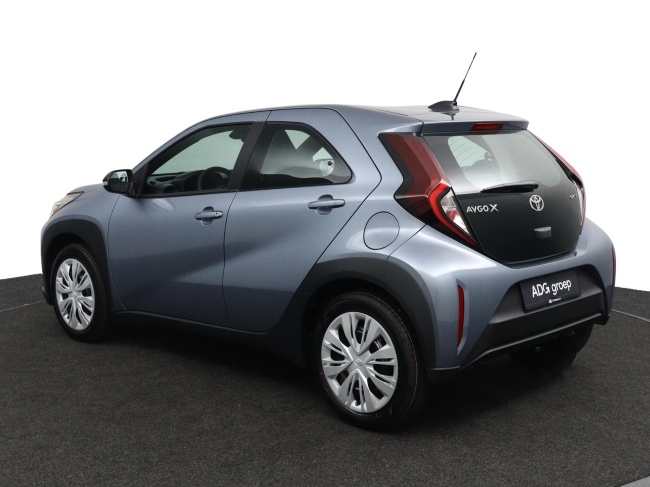Toyota Aygo X - Hybrid 115 play