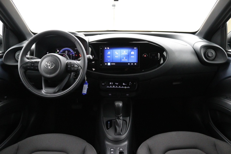 Toyota Aygo X - Hybrid 115 play 9