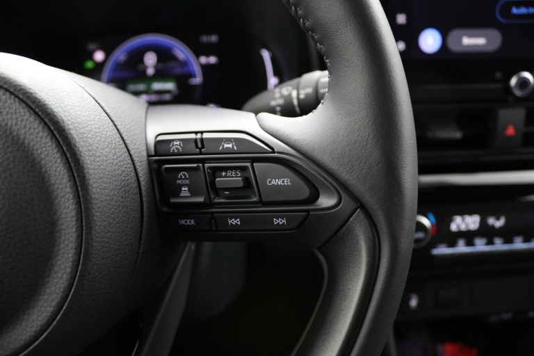 Toyota Yaris Cross - 1.5 Hybrid 130 Dynamic 21