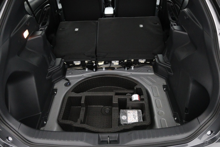 Toyota Yaris Cross - 1.5 Hybrid 130 Dynamic 33