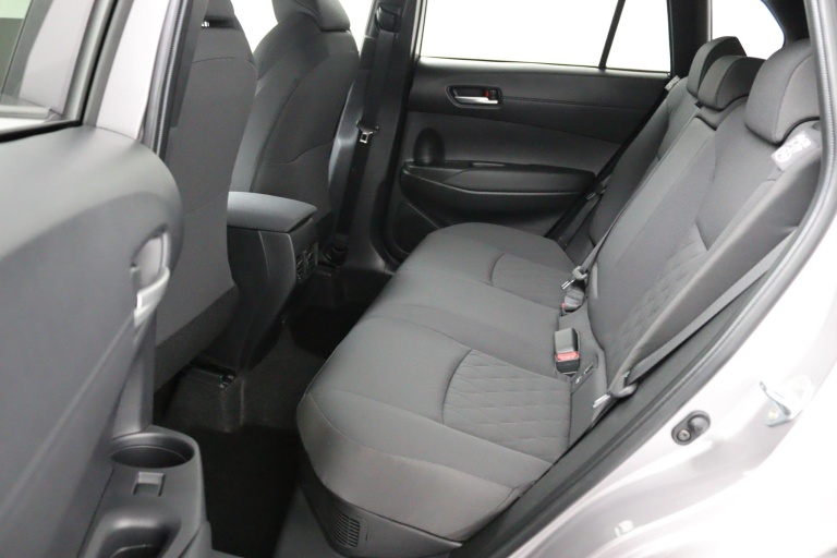 Toyota Corolla Cross - Hybrid 180 Dynamic 12