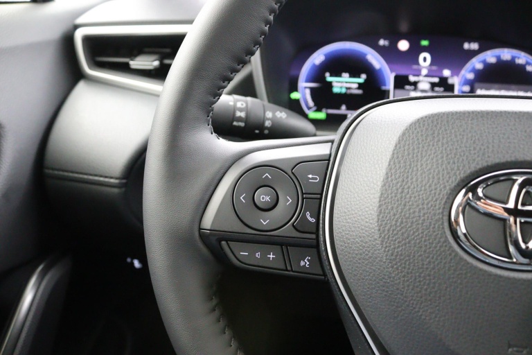 Toyota Corolla Cross - Hybrid 180 Dynamic 16