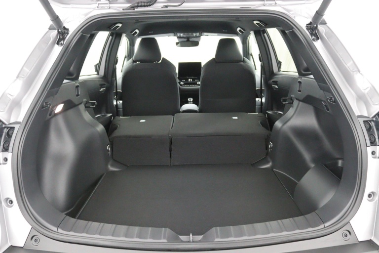 Toyota Corolla Cross - Hybrid 180 Dynamic 27