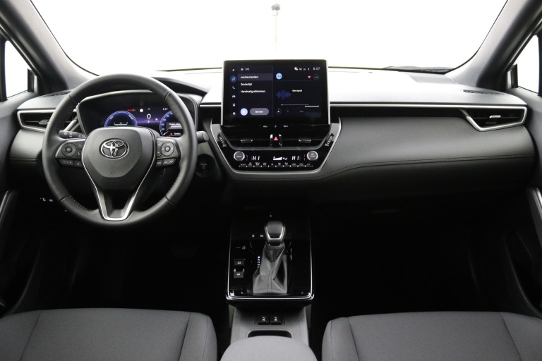 Toyota Corolla Cross - Hybrid 180 Dynamic 9