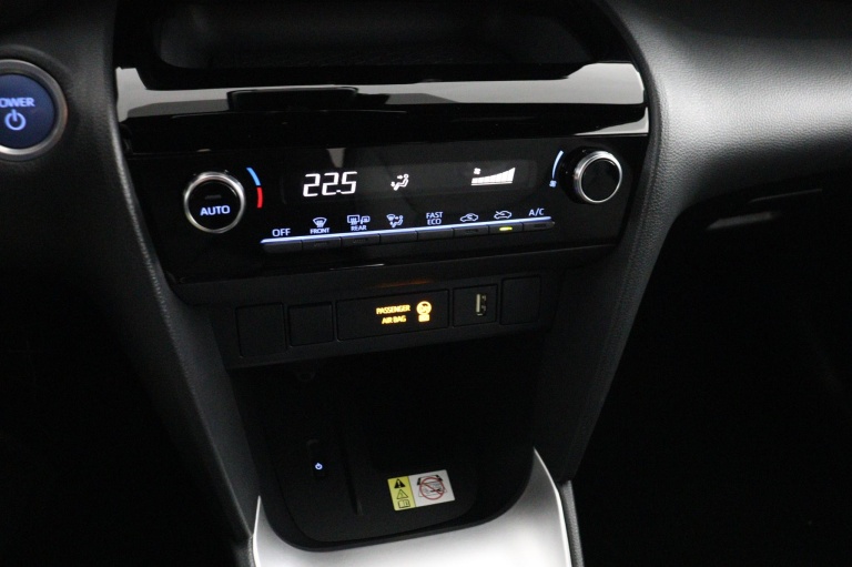 Toyota Yaris Cross - 1.5 Hybrid Dynamic Limited 7