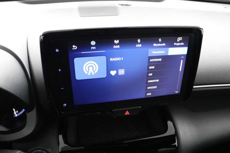 Toyota Yaris Cross - 1.5 Hybrid Dynamic Limited 8