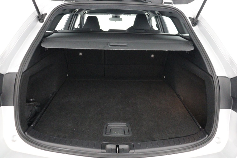 Toyota Corolla Touring Sports - 1.8 Hybrid Active 21