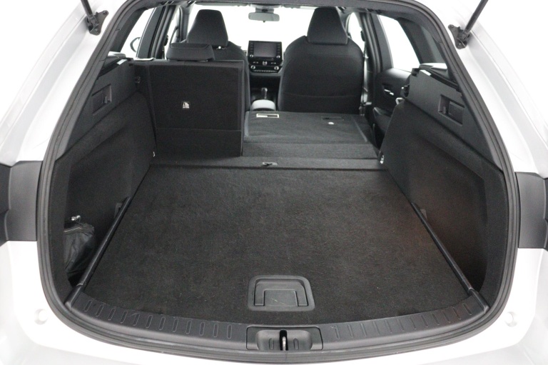 Toyota Corolla Touring Sports - 1.8 Hybrid Active 23