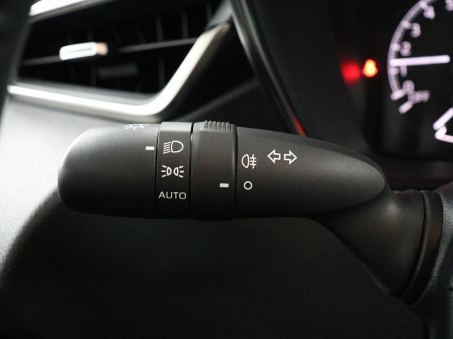 Toyota Corolla Touring Sports - 1.8 Hybrid Active