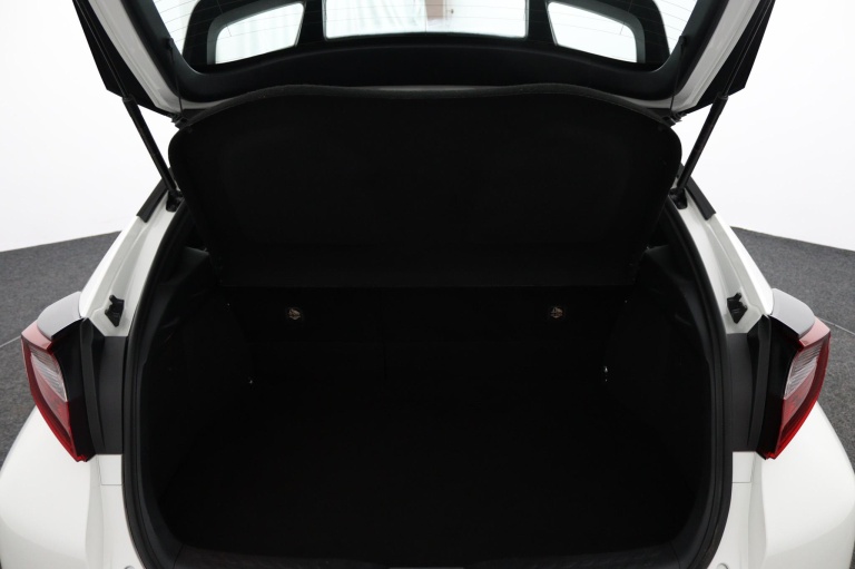 Toyota C-HR - 2.0 Hybrid Dynamic 22