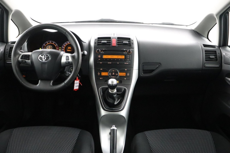 Toyota Auris - 1.6 Aspiration 4