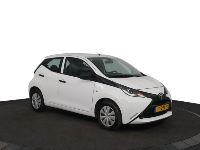 Toyota Aygo - 1.0 VVT-i x-now