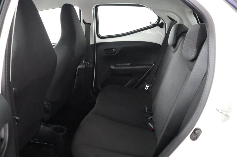 Toyota Aygo - 1.0 VVT-i x-now 17