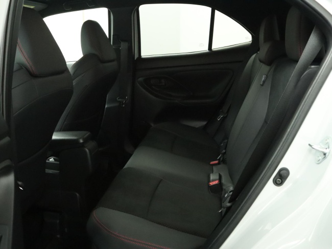 Toyota Yaris Cross - 1.5 Hybrid 130 GR SPORT