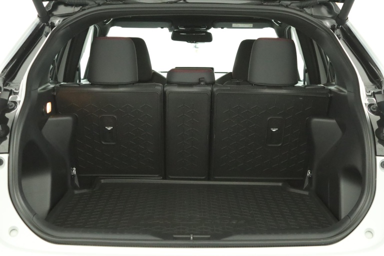 Toyota Yaris Cross - 1.5 Hybrid 130 GR SPORT 24