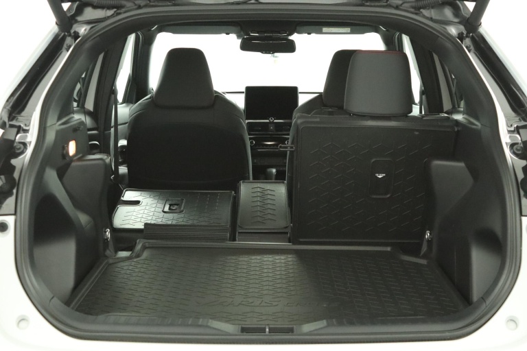 Toyota Yaris Cross - 1.5 Hybrid 130 GR SPORT 26