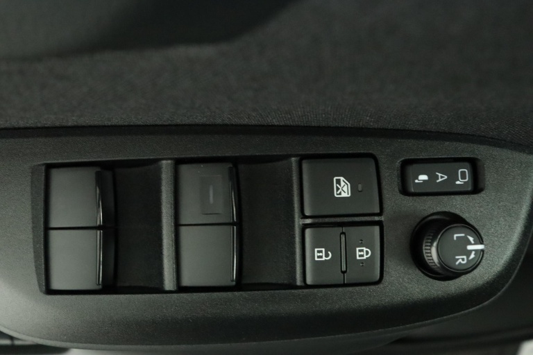 Toyota Yaris Cross - 1.5 Hybrid 130 GR SPORT 30