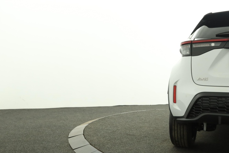 Toyota Yaris Cross - 1.5 Hybrid 130 GR SPORT 42