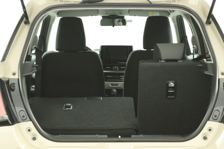 Suzuki Swift - 1.2 Style Smart Hybrid 25