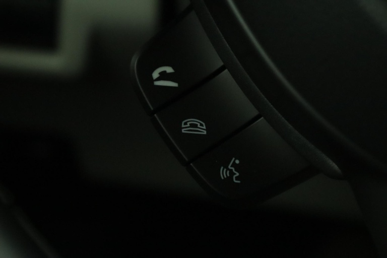 Suzuki Swift - 1.2 Style Smart Hybrid 44