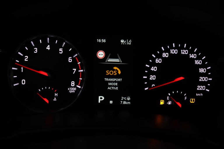 Suzuki Swift - 1.2 Style Smart Hybrid 47