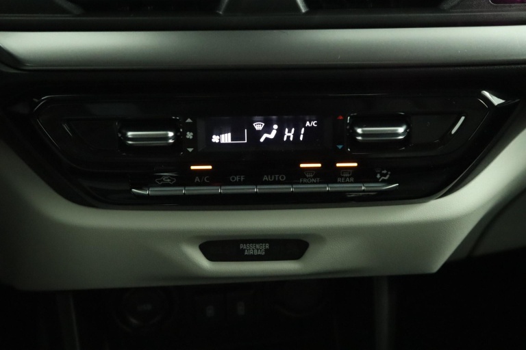 Suzuki Swift - 1.2 Style Smart Hybrid 7